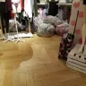 Victoria's Secret - poor store upkeep